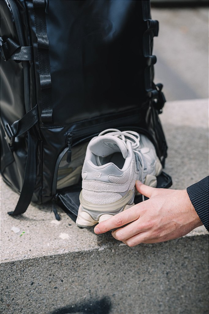 Mochila FlyingEagle TECH BACKPACK - Preta