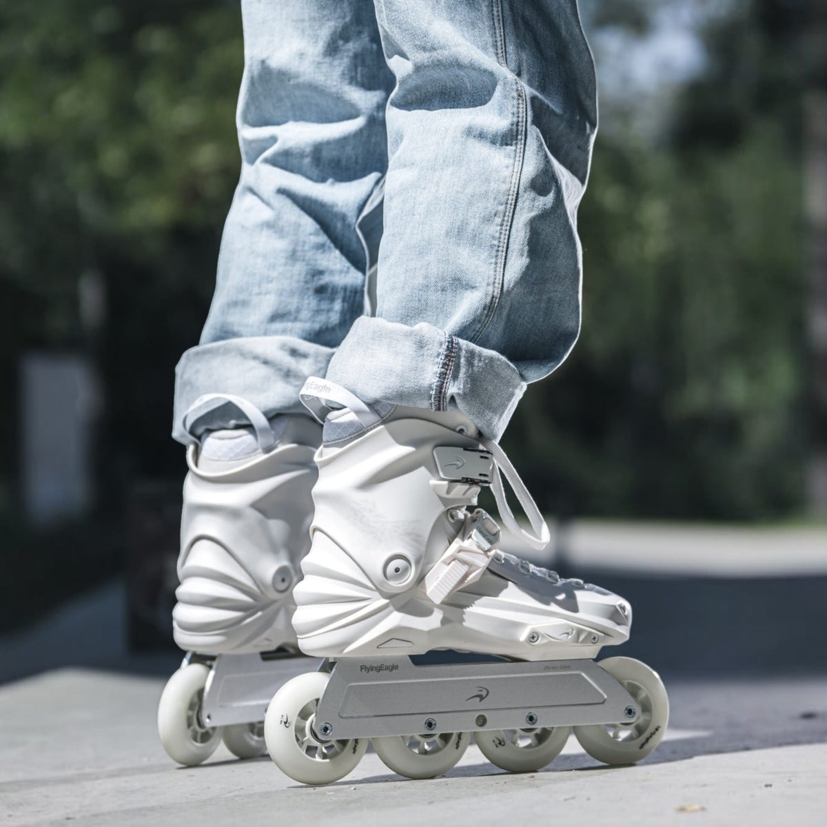 Pré-Venda Patins FlyingEagle Reaver Pro D8490 - Branco