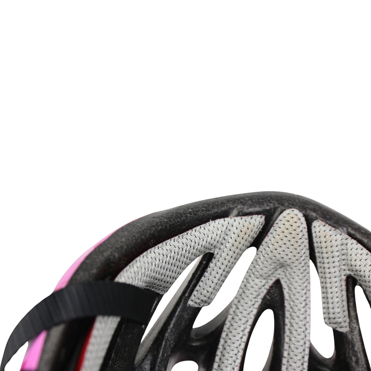 Detalhe interno do capacete KonRoller FlyingEagle Fast Forward mostrando o forro de EPS e acolchoamento respirável