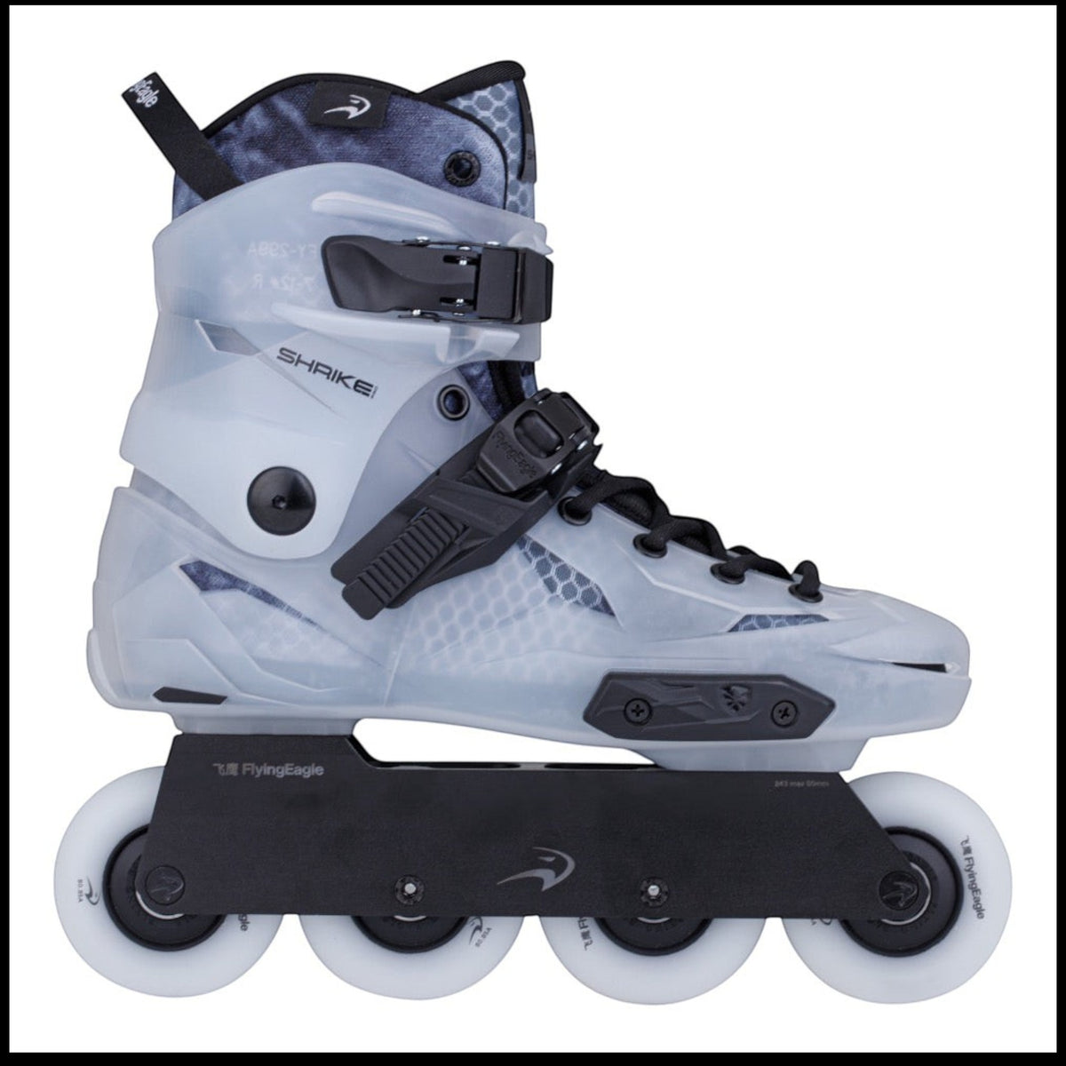 Patins KonRoller FlyingEagle Shrike Pro X5 Black Cloud com bota rígida semitransparente e base de alumínio preta.