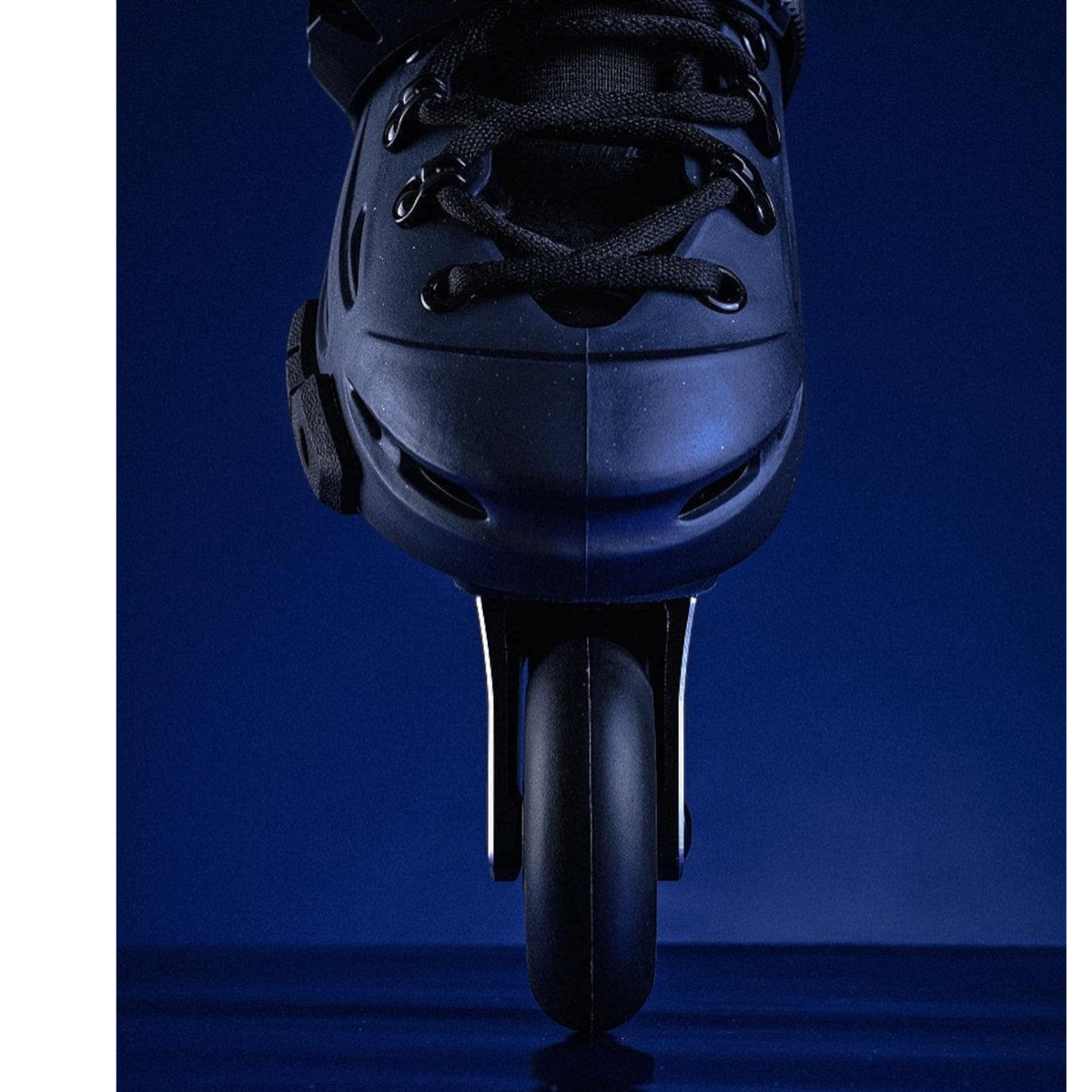 Patins KonRoller FlyingEagle Falcon Pro F6S azul com bota rígida, ideal para patinação urbana e slalom