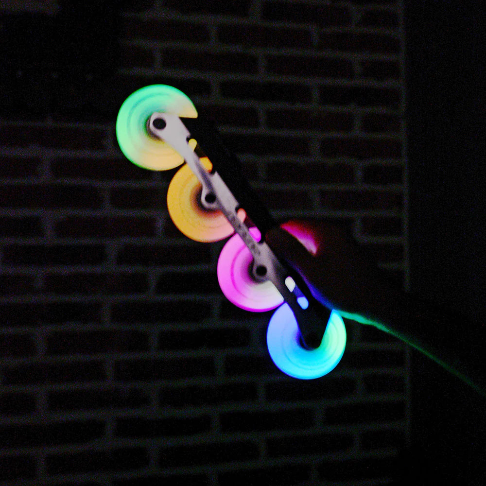 Rodas LED FlyingEagle / Lazer Wheelz ULTRA (multicolor) 80mm 88A - 4 rodas