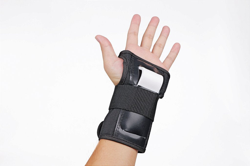 Protetor de Punho FlyingEagle W1 Core